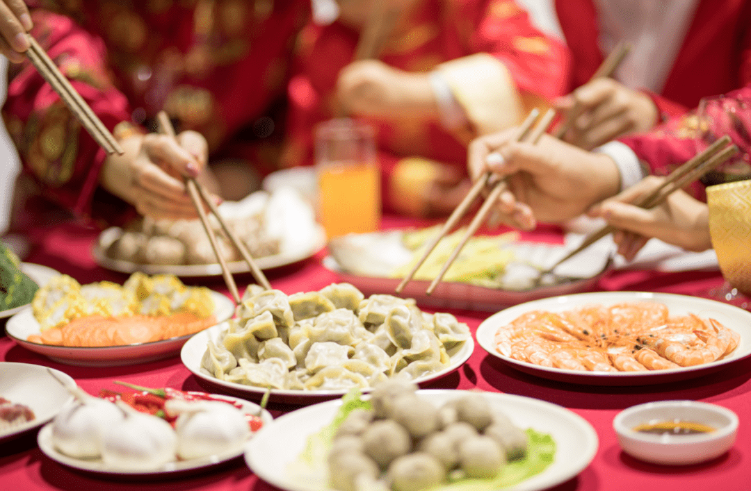 预制年夜饭市场火热，仅需293元，八个菜轻松搞定！