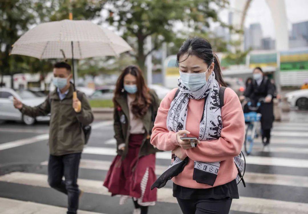 广东人压箱底的羽绒服终于可以拿出来了