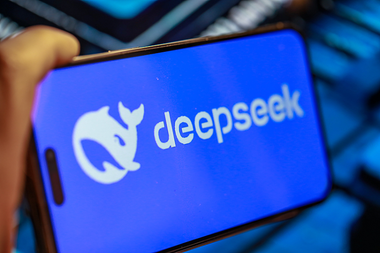 震撼！腾讯接入DeepSeek，巨头估值或将彻底颠覆！究竟谁在背后操盘？