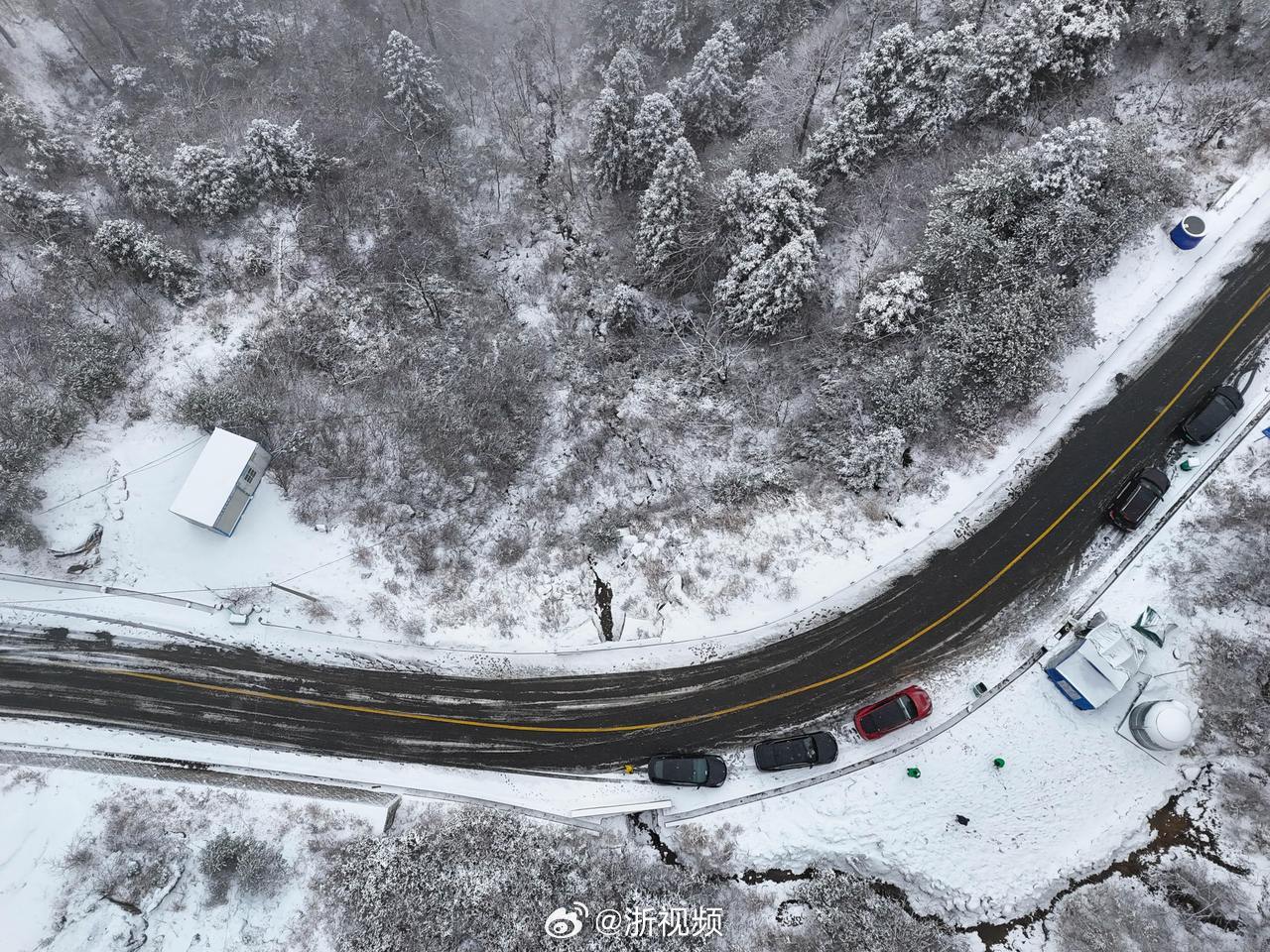 浙江冬天即将谢幕，暴雪却强势来袭！寒意再升级，你准备好了吗？